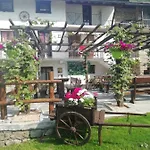 Chalet Ranch Dei Salassi *