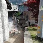Ranch Dei Salassi Σαλέ *